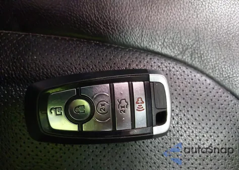 2018 Ford Explorer Limited z USA, uszkodzony, nr VIN 1FM5K8F84JGC73961